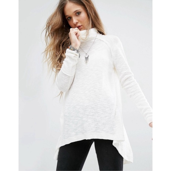 Free Peoplele Turtleneck Long Sleeve Sweater Raw Hem Split White Small Cream - Picture 1 of 13